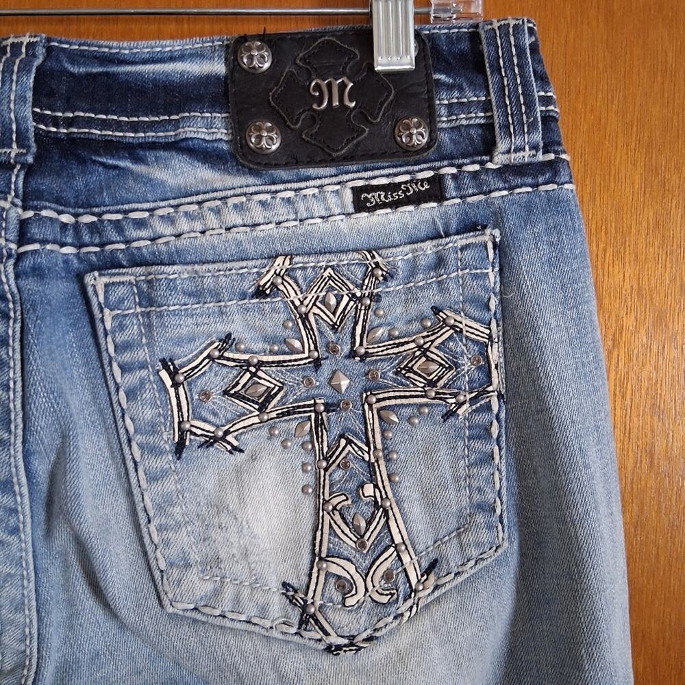 Miss Me Embellished Stud Cross Bootcut Jeans Size 31 - Picture 5 of 8